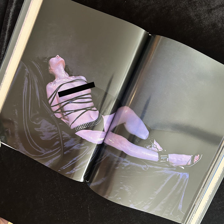 Sakura Legend: Keiko Matsuzaka Photobook - Noctivis